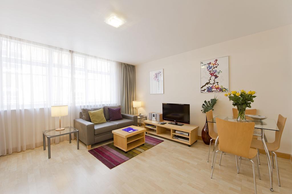 St Christopher'S Place Serviced Apartments By Globe Apartments Лондон Екстериор снимка